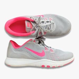 Women's Nike Flex Trainer 7 in Wolf Gray/Racer Pink Stealth